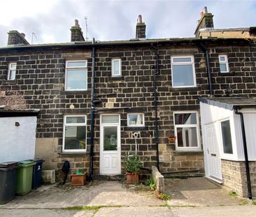 3 bedroom terraced house to rent - Photo 2