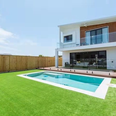 Waterfront 5 Bedroom Full Furnished House with a Pool and View - Photo 1