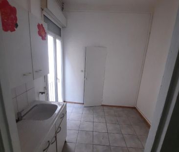 Location Appartement 2 pièces 46m² - Photo 3