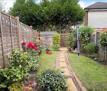 2 bedroom semi-detached house to rent - Photo 2