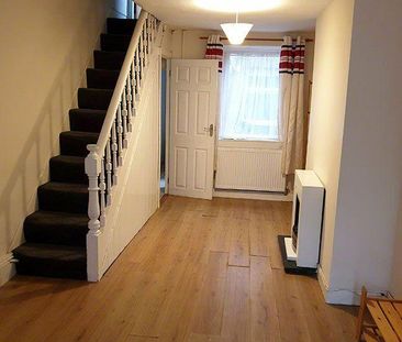 4 bedroom terraced house to rent - Photo 3