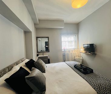 BEDROOM 14 – SMALL SINGLE - Photo 4