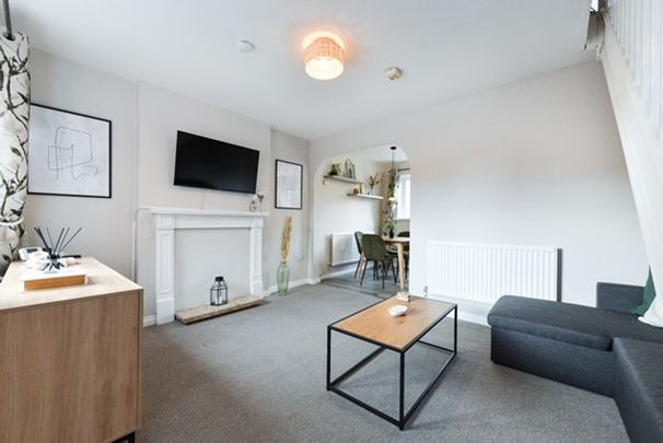 2 bedroom house to rent Water Lane, Radcliffe-on-Trent, Nottingham, NG12 - Photo 1