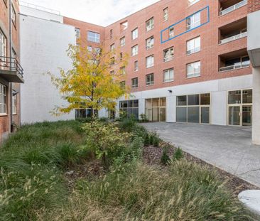 Appartement met 2 slaapkamers en terras aan Turnova - Photo 1