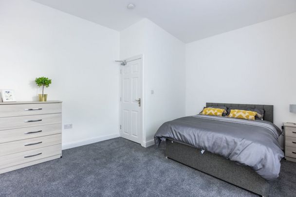 39 Park Road, Rugby - Photo 1