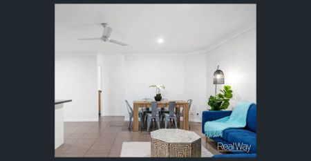 Modern Home in Springfield - Photo 3