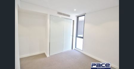 LUXURY TWO BEDROOM+STUDY APARTMENT NEAR STATION - Photo 5