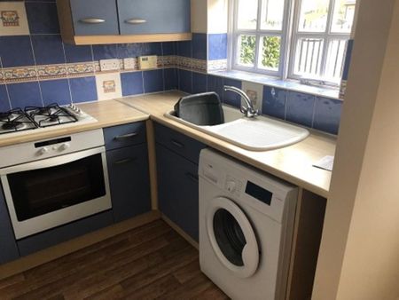 2 bedroom terraced house to rent - Photo 5