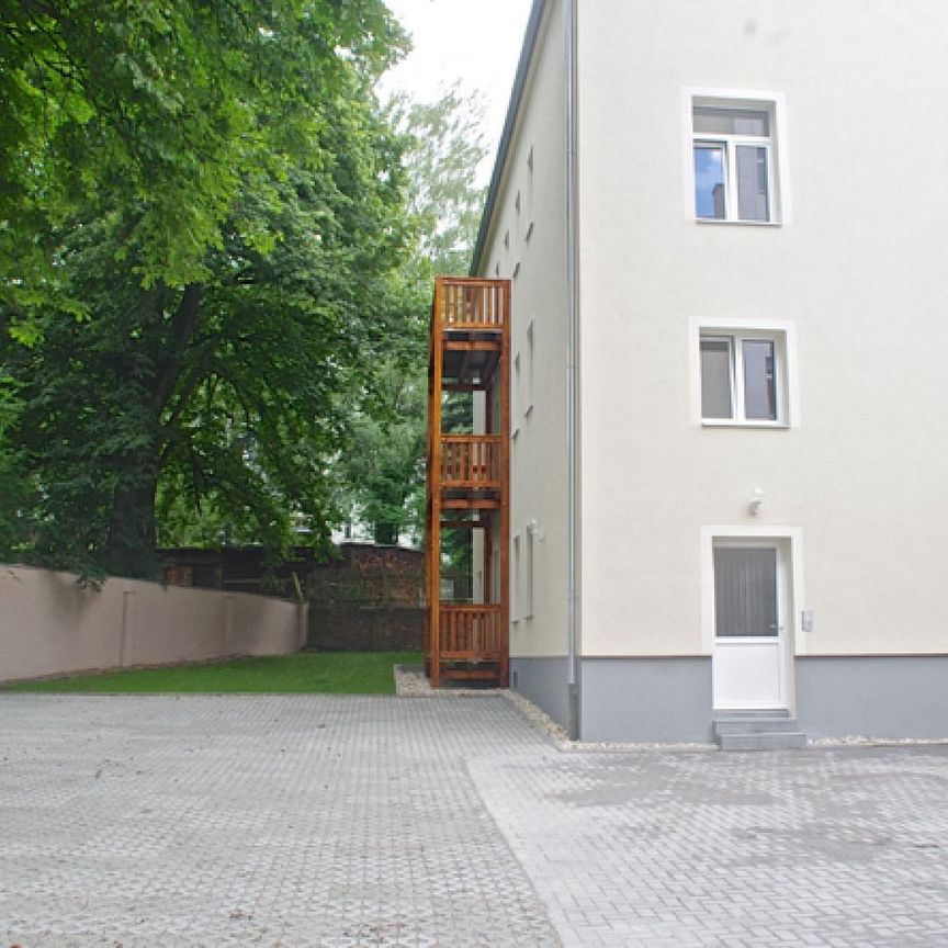 3-Raum • Fussbodenheizung • offene Küche • Balkon • Tageslichtbad mit Wanne • gleich Anschauen !? - Photo 1