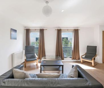 2 bedroom flat to rent - Photo 1