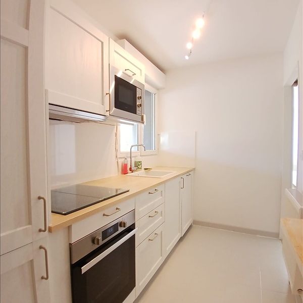 2 pièces - Meublé - 42,83 m² - RDC - Colocation non autorisée - Photo 1