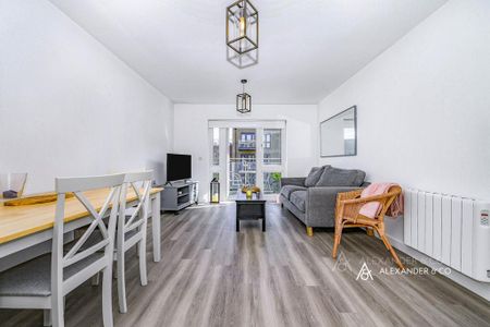 1 bedroom flat to rent - Photo 3