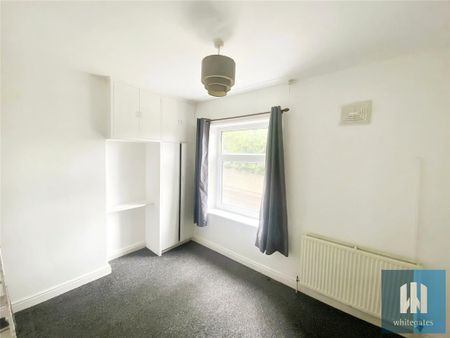 2 bedroom terraced house to rent - Photo 4