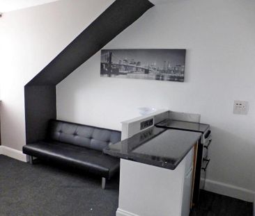 1 bedroom flat to rent - Photo 3