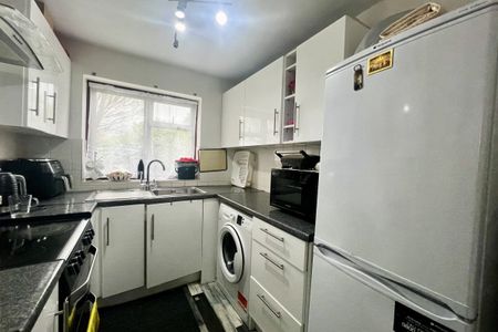 Winterborne Road - Photo 3