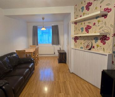 2 Bed Terraced House, Franklin Street, E3 - Photo 1