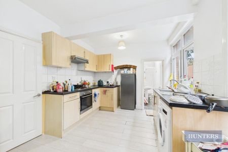 5 bedroom house to rent - Photo 3