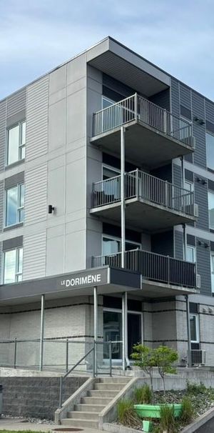 Libre Lévis centre ville, Penthouse 3 1/2 + bureau - Photo 1