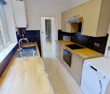 Balfour Street, Leeman Road - P10646 - Photo 6