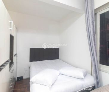 Apartamento com 1 quarto e 29m² para alugar em Cidade Baixa, Porto ... - Foto 6