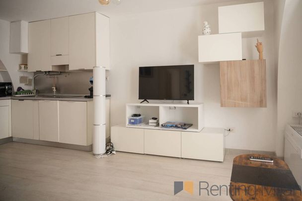 Bilocale via Vigevano 13, Navigli - Darsena, Milano - Foto 1