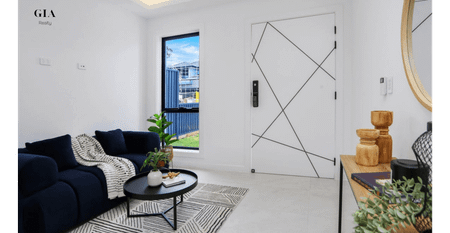 Stunning Architecturally Designed Home – Prime Location! - Photo 2