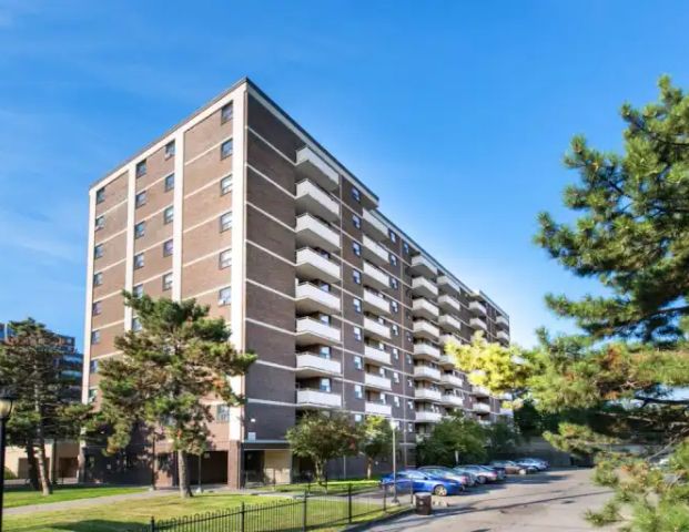 570 Birchmount Road | 570 Birchmount Road, Toronto - Photo 1