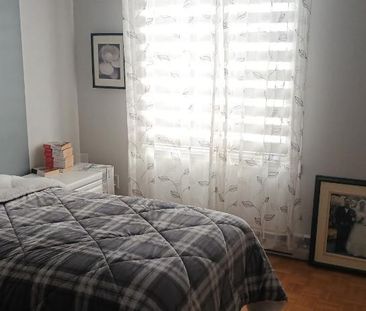 TERREBONNE 4 1/2 1ER MAI 1ER ÉTAGE AVEC PARKING - Photo 1