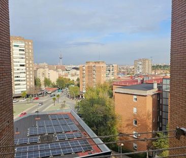 Calle del Arroyo de las Pilillas, Madrid, Community of Madrid 28030 - Photo 4