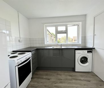 2 Bedroom Flat To Let - Photo 2