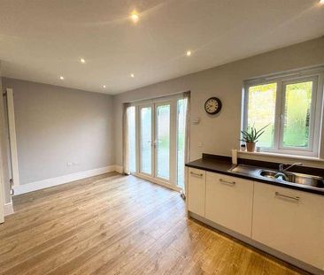 Herbert Howells Way, Lydney, GL15 - Photo 4