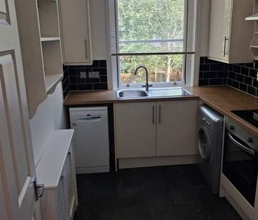 1 Bed Flat, Cambridge Gardens, NW6 - Photo 1