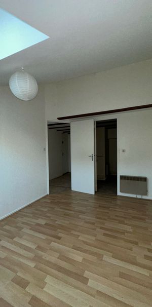 T2 de 30 m² – Place des Carmes – Limoges – Location – BEGIP - Photo 1