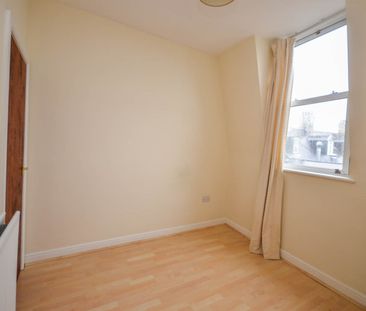 2 bed flat to rent in Church Road, Gosforth, NE3 - Photo 2