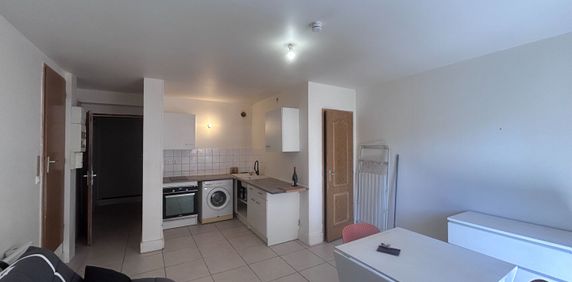 Location Appartement 1 pièce 22m² - Photo 2