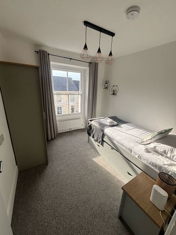 252 North Road West, Flat 3 - Photo 2