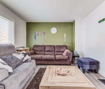 For Lease - 10 Innes Place, Woodstock, Ontario - Photo 2