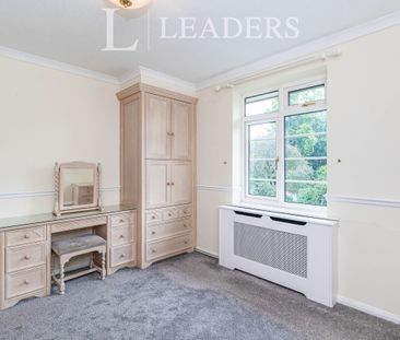 2 bedroom apartment to rent Roymount Court, Lovelace Road, Surbiton... - Photo 4