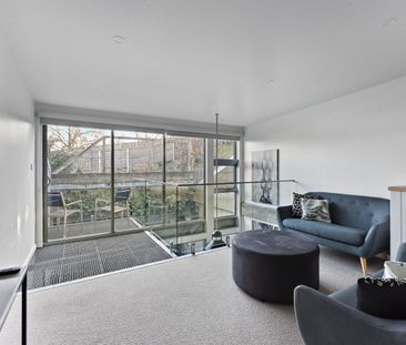 Fully Furnished and Close to The Hospital - Photo 2