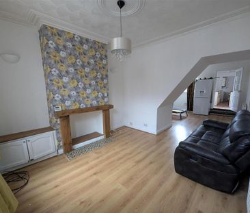 2 bedroom terraced house to rent - Photo 3