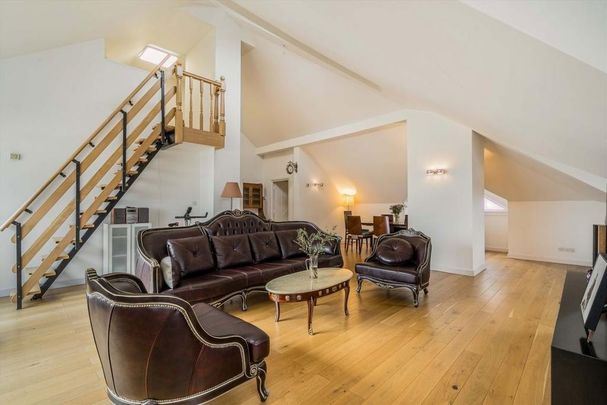 3 bedroom flat to rent - Photo 1