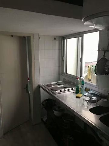 Calle de la Manzana, Madrid, Community of Madrid 28015 - Photo 4