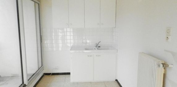 Location Appartement 42m² USSEL 19200 - Photo 2