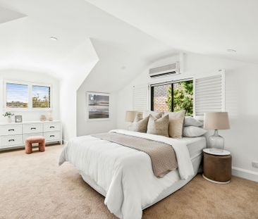 Newly renovated home with elevated Bridge Views - Photo 4