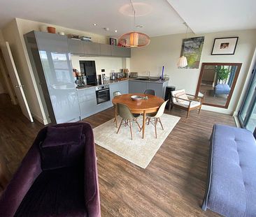 £1,200 PCM, Modern Fully Furnished Two Bedroom Apartment in Welling... - Photo 2