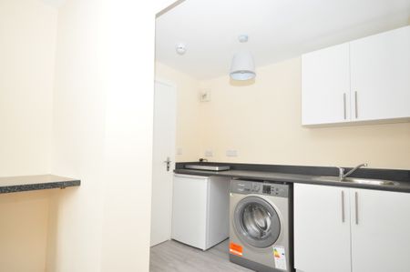 studio to rent - Photo 5