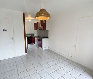 Appartement 2 pièces de 30 m² à Villeneuve-sur-Yonne (89500) - Photo 2