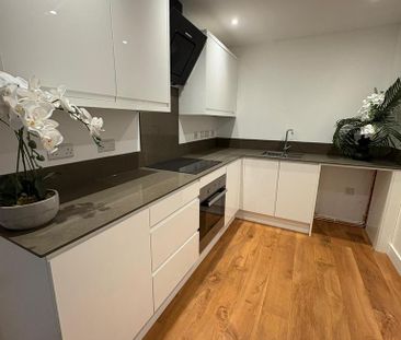 2 bedroom flat to rent - Photo 4