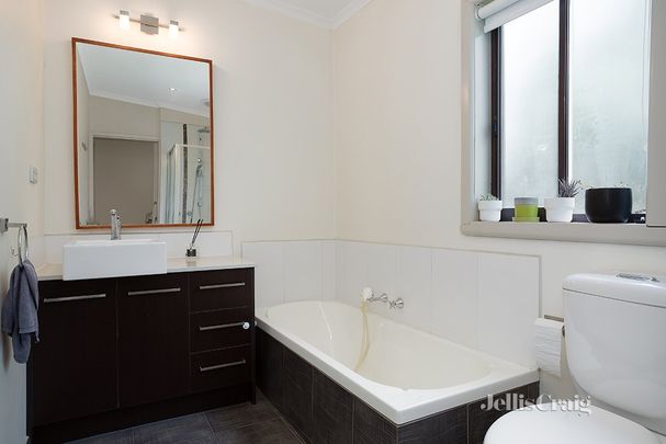 21 Beattie Street, Montmorency - Photo 1