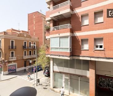 barcelona, Catalonia 08028 - Photo 4